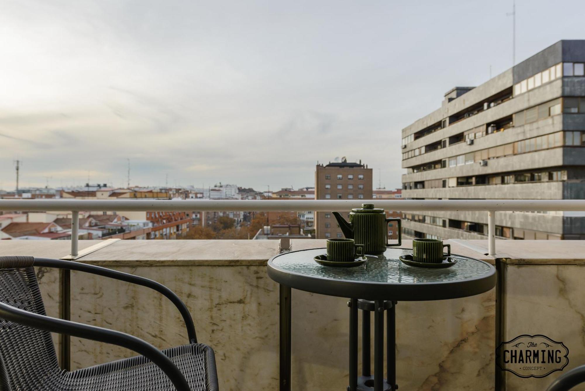 Apartmán Charming Eurobuilding 2 Terrace Exclusive - Plaza De Parking Madrid Exteriér fotografie