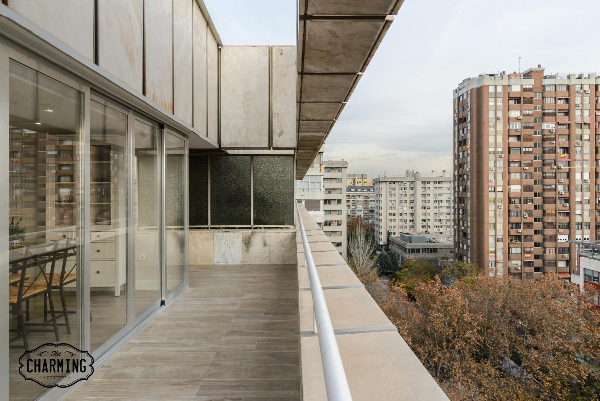 Apartmán Charming Eurobuilding 2 Terrace Exclusive - Plaza De Parking Madrid Exteriér fotografie